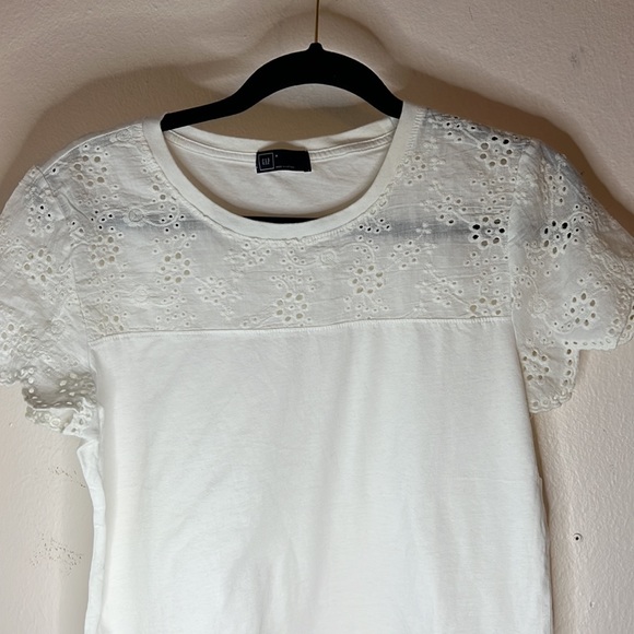 GAP tee - Picture 5 of 9
